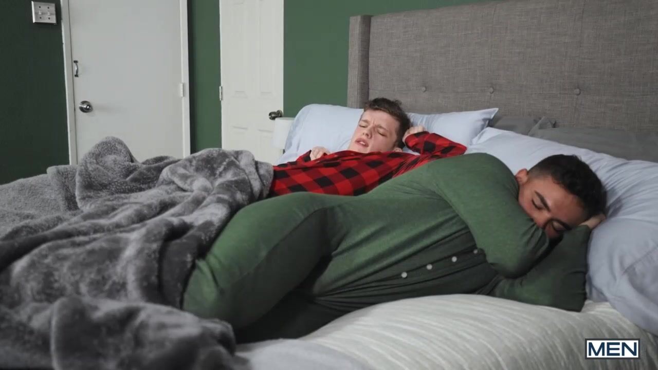 Men.Com - Christmas lust with Damian Night and Jake Preston - HOMO.XXX